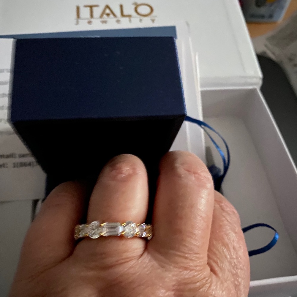 Ring - Picture 4 of 8